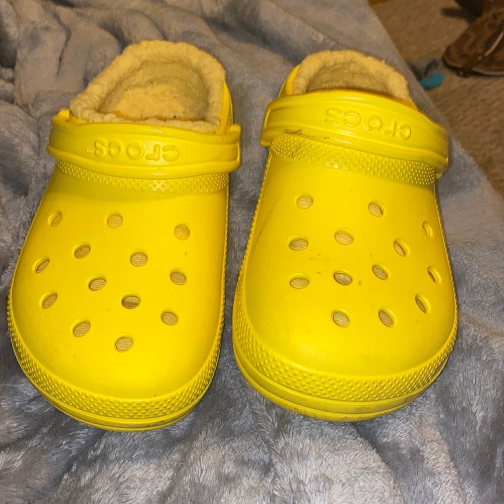 fuzzy yellow crocs